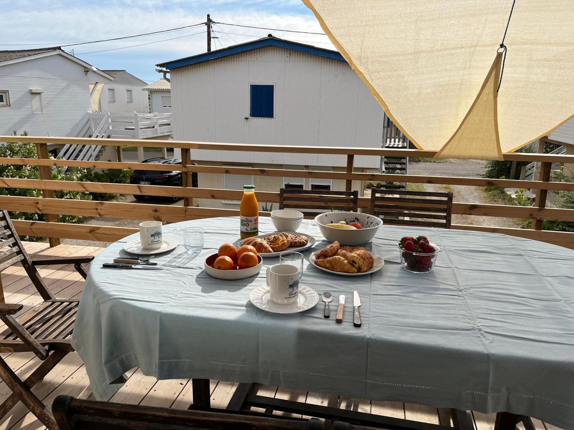 Maison Chalet 200 M De La Plage Climatisation Et Wifi Gruissan Exterior photo